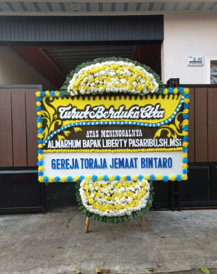 Papan Bunga Duka di Karangtejo